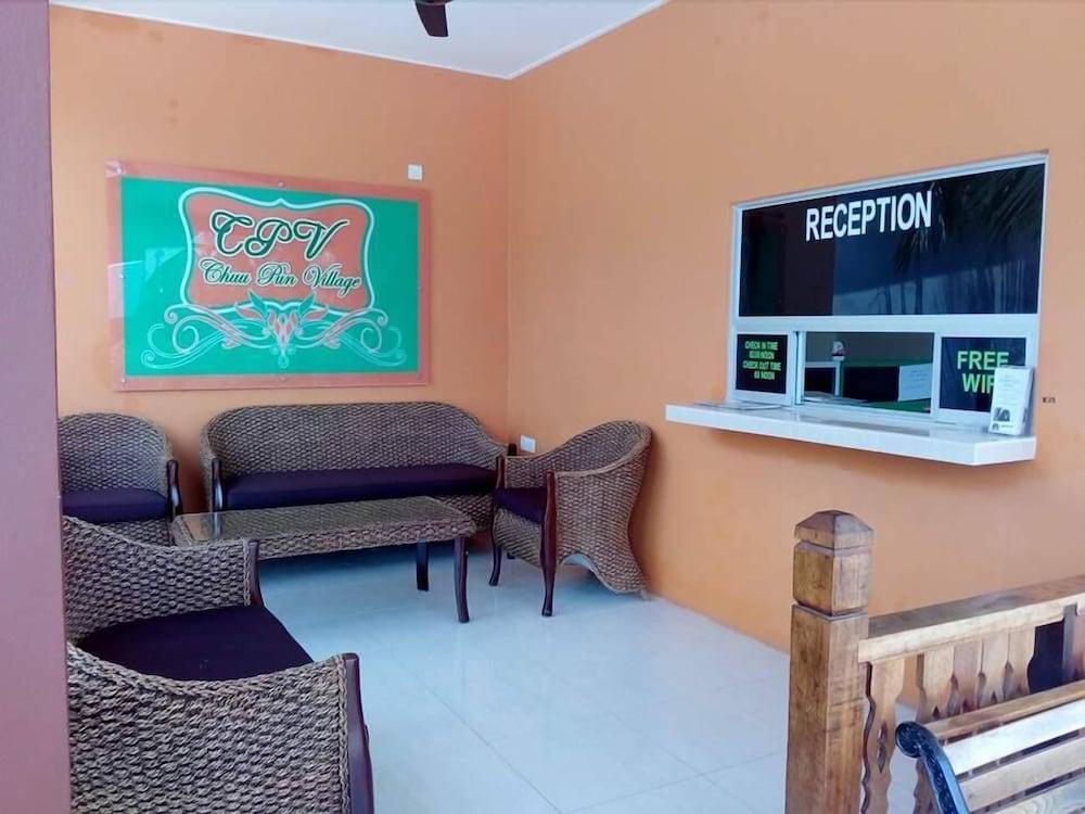 Chuu Pun Village Resort Pantai Cenang  Exterior photo