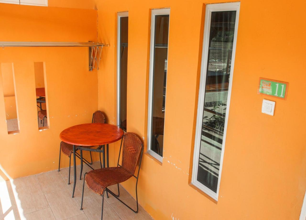 Chuu Pun Village Resort Pantai Cenang  Exterior photo
