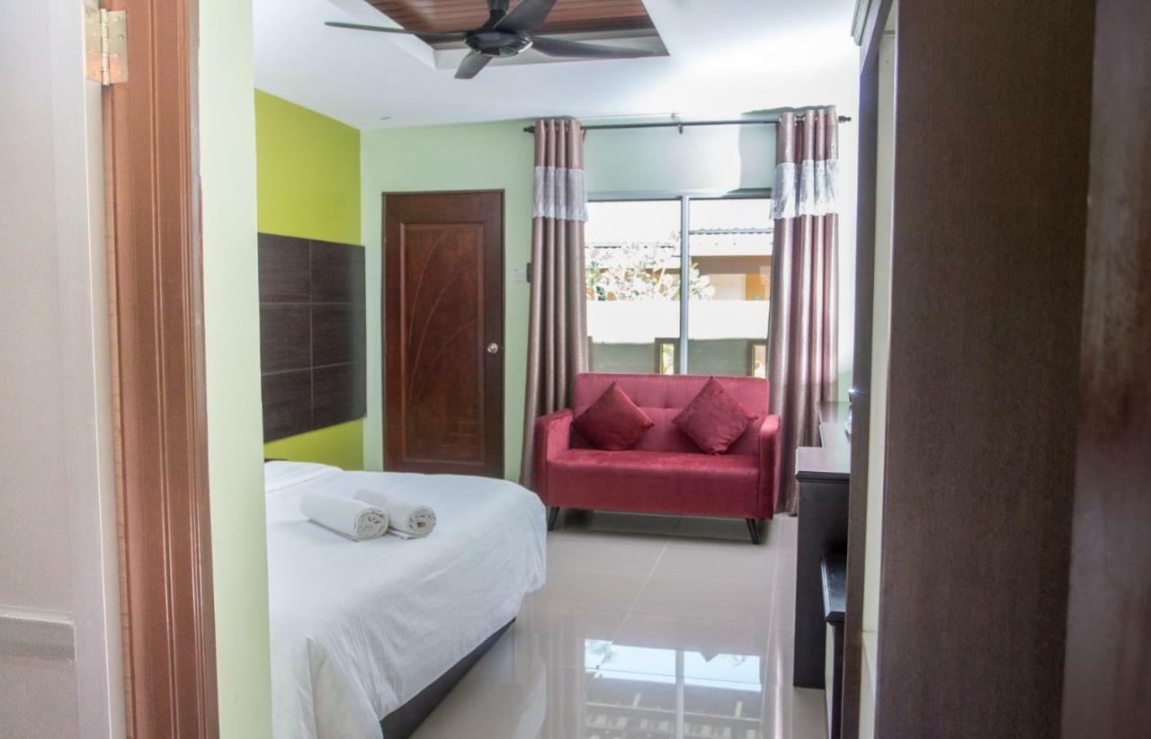 Chuu Pun Village Resort Pantai Cenang  Exterior photo